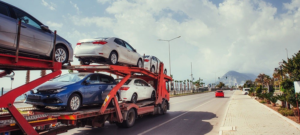 ship with multiple cars